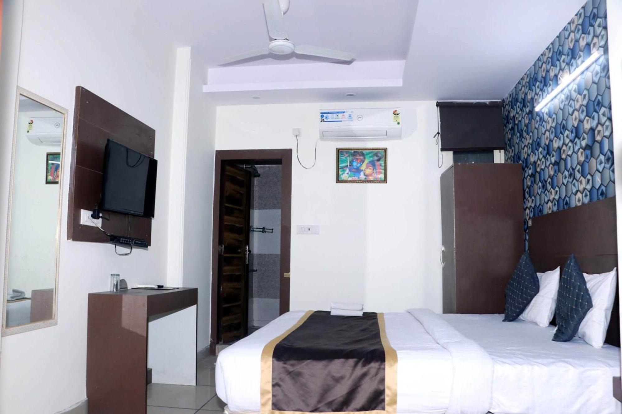 Airport Hotel Edge Home Stay Нью-Дели Экстерьер фото