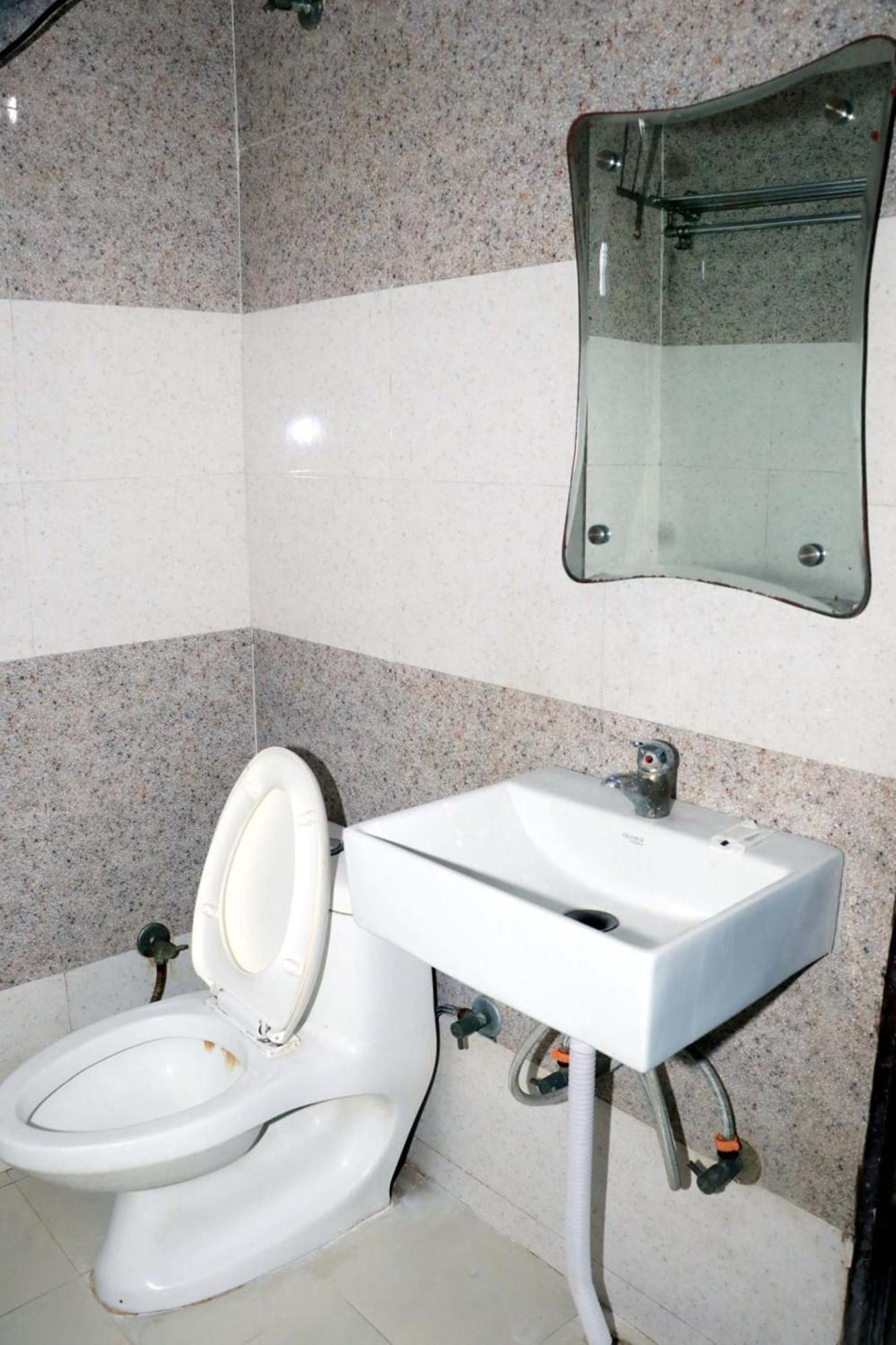 Airport Hotel Edge Home Stay Нью-Дели Экстерьер фото