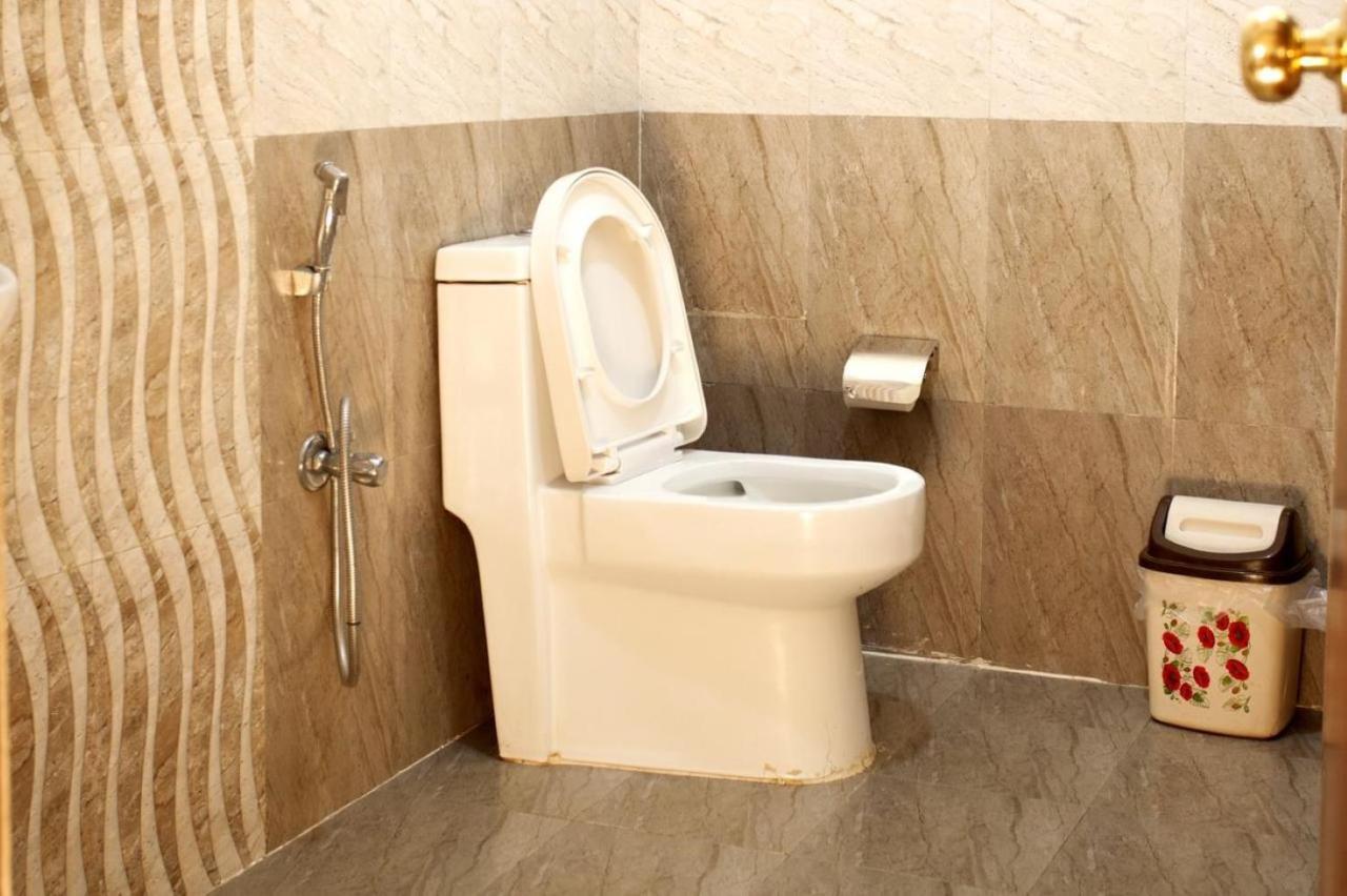 Airport Hotel Edge Home Stay Нью-Дели Экстерьер фото